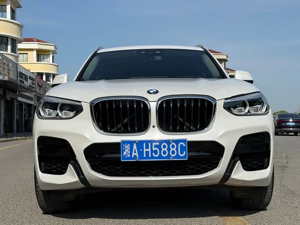 BMW X3 2021 — фото 1
