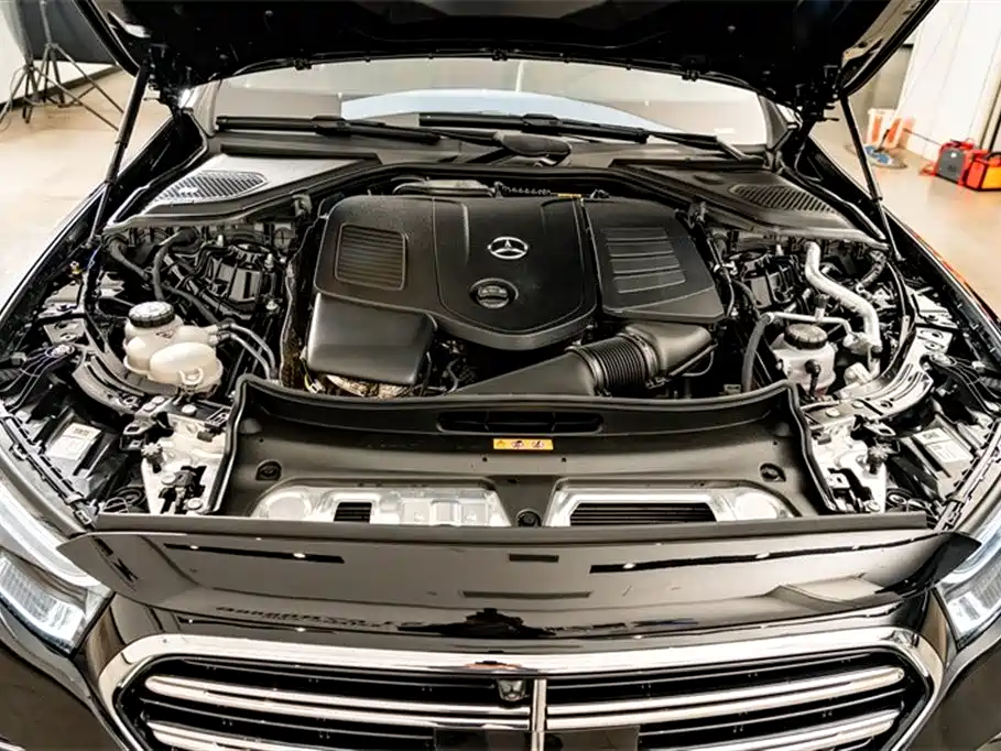 Mercedes-Benz E-Class 2025 — фото 25