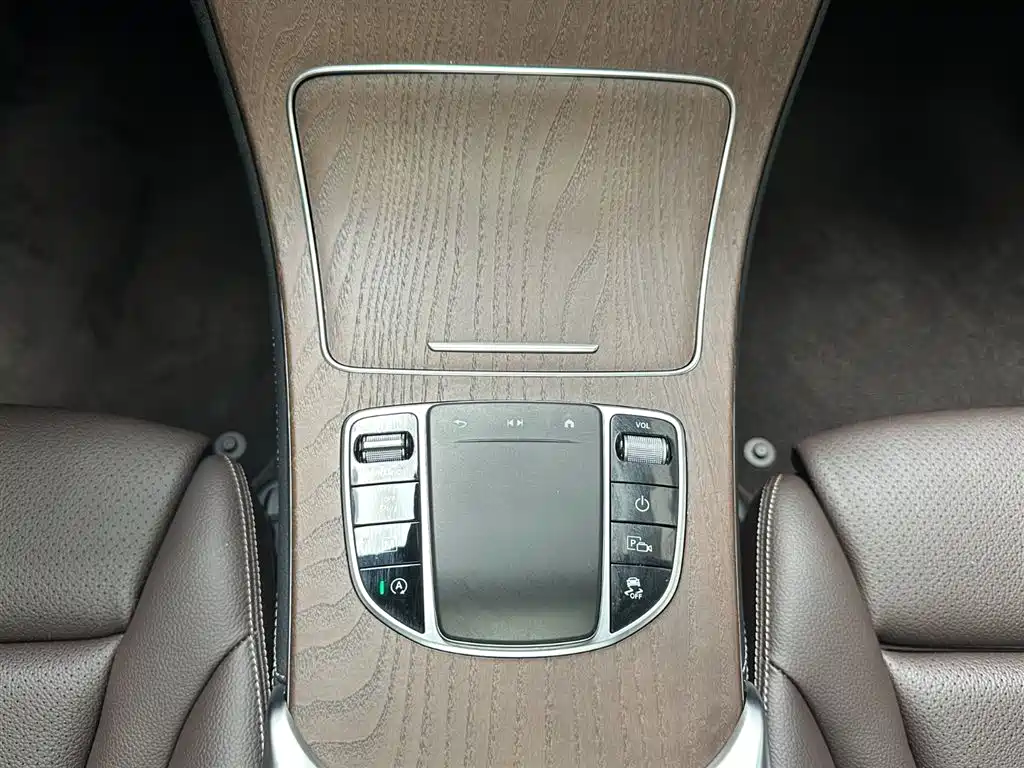 Mercedes-Benz GLC 2022 — фото 15