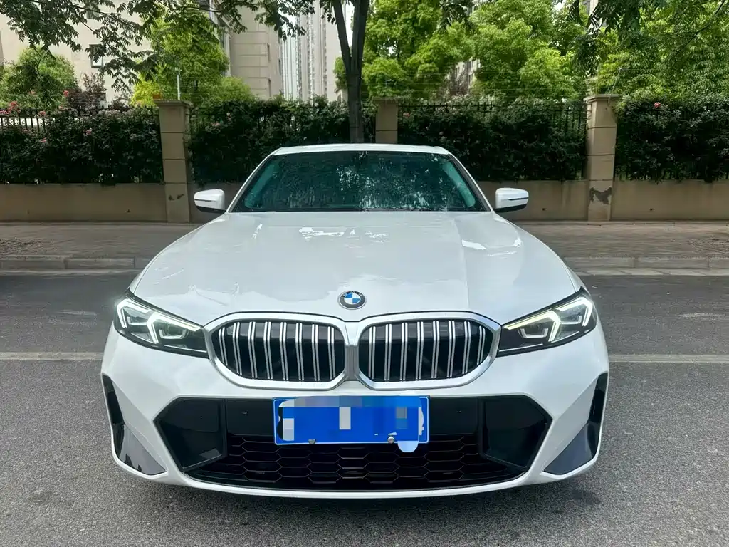 BMW 3 Series 2024