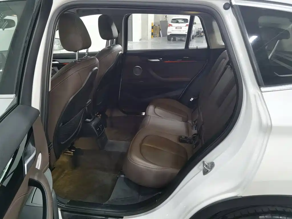 BMW X1 2021 — фото 15