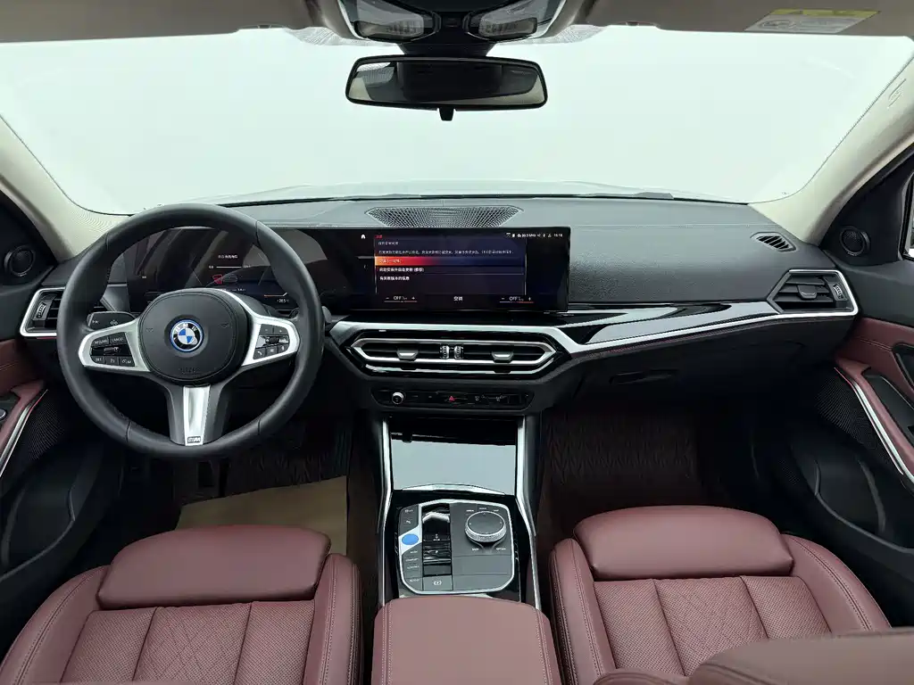 BMW i3 2022 — фото 8