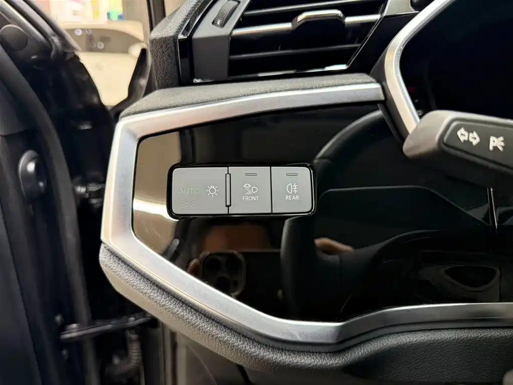 Audi Q3 2022 — фото 9