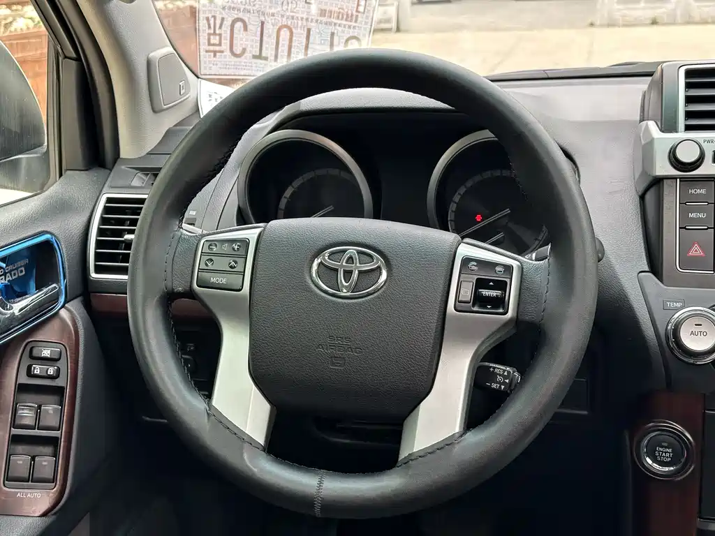 Toyota Prado 2015 — фото 16