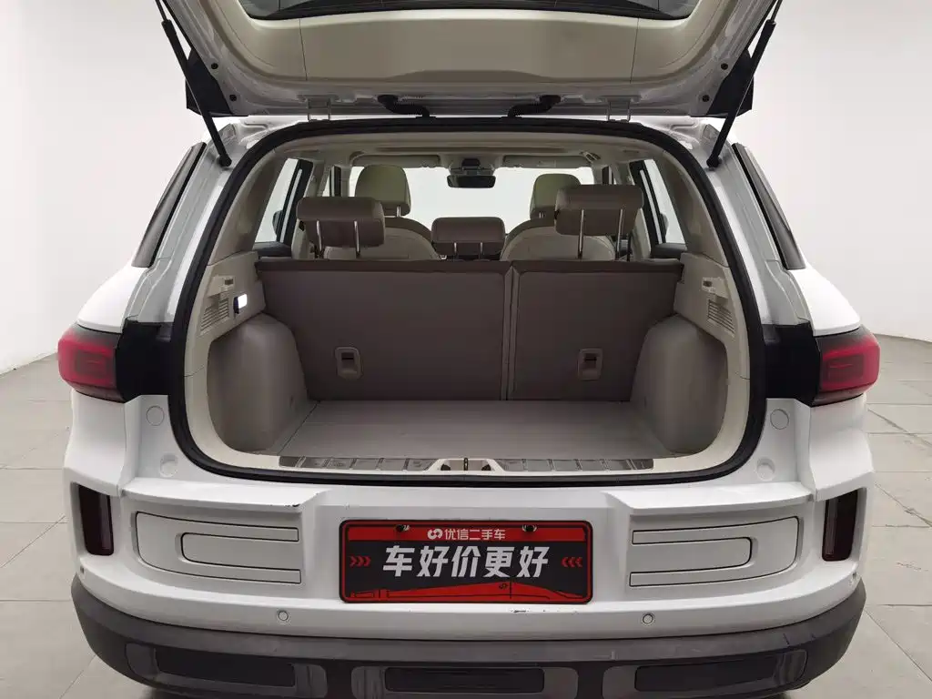 Geely ICON 2021 — фото 16