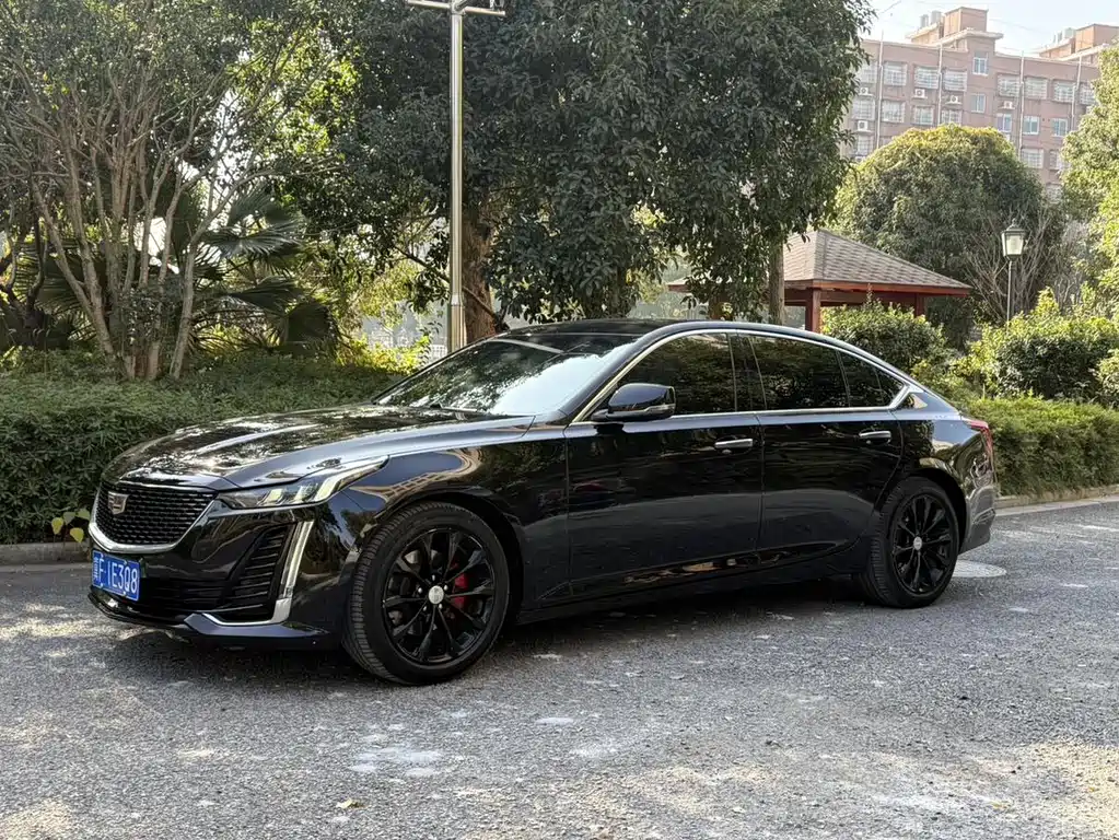 Cadillac CT5 2021 — фото 1