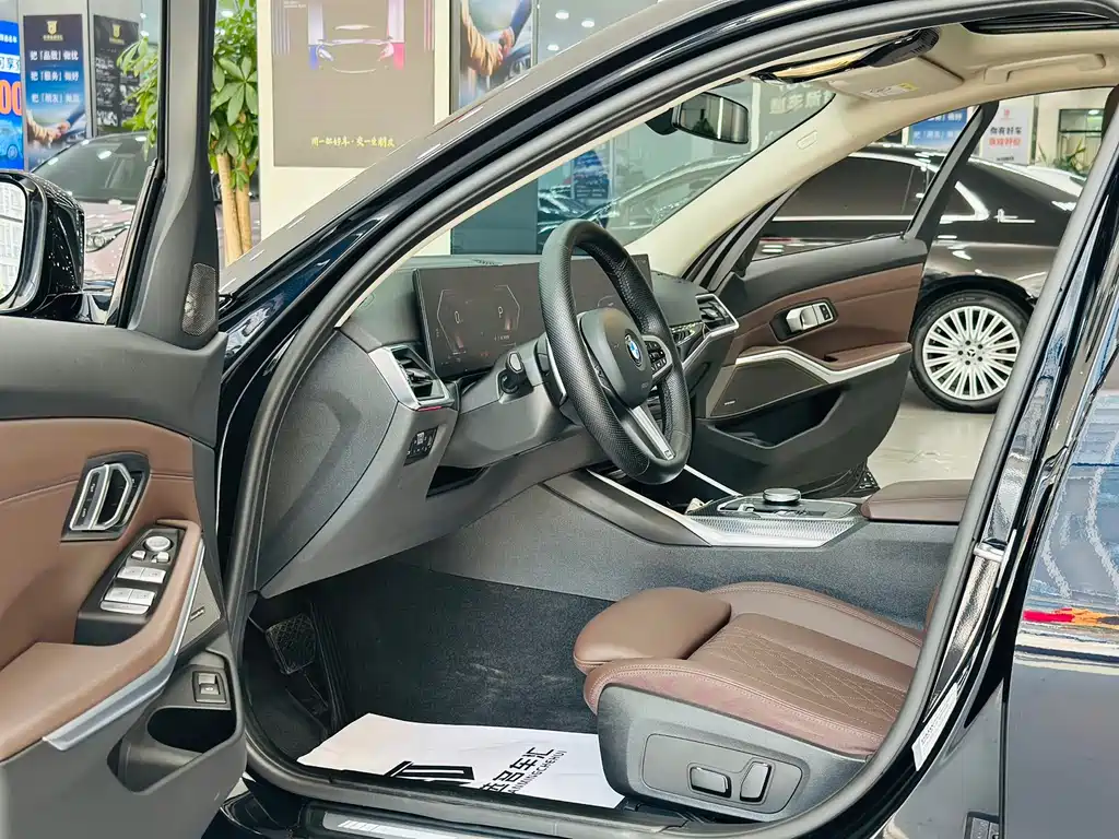 BMW 3 Series 2024