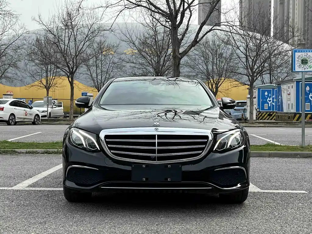 Mercedes-Benz E-Class 2018
