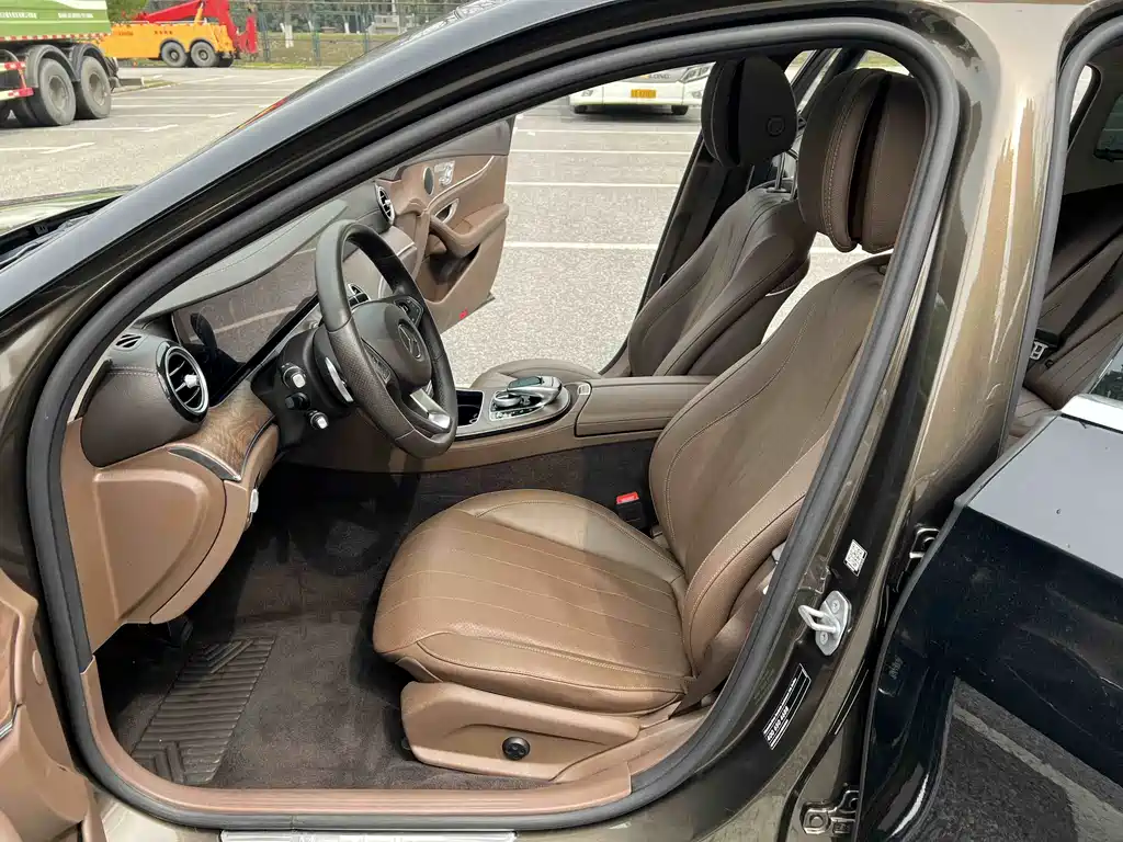 Mercedes-Benz E-Class 2018