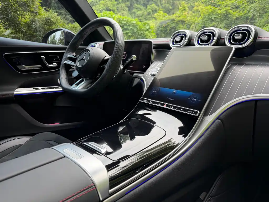 Mercedes-Benz GLC AMG 2025 — фото 7