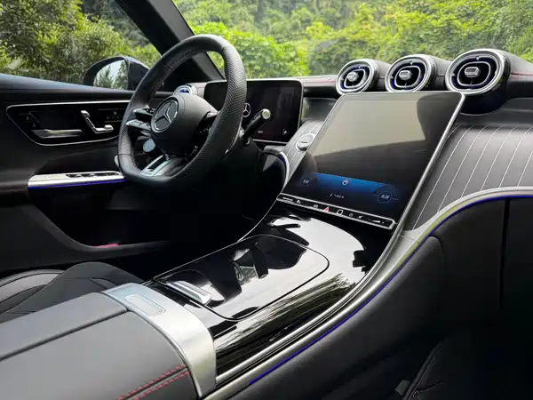 Mercedes-Benz GLC AMG 2025