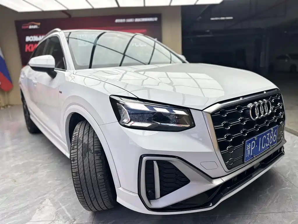 Audi Q2L 2022
