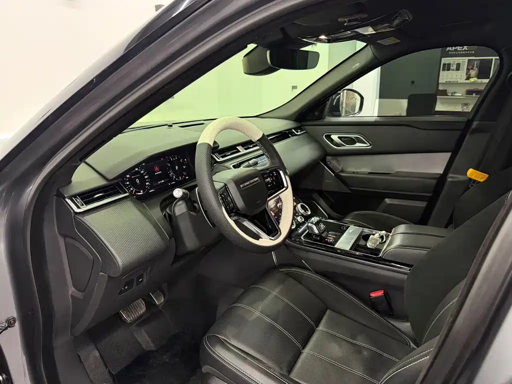 Land Rover Range Rover Velar 2022 — фото 4