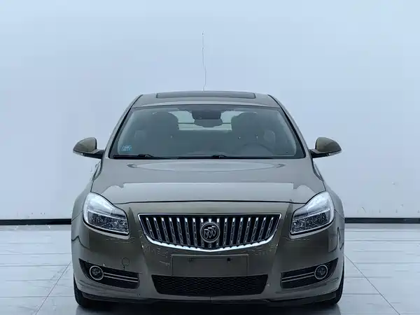 Buick Regal 2011