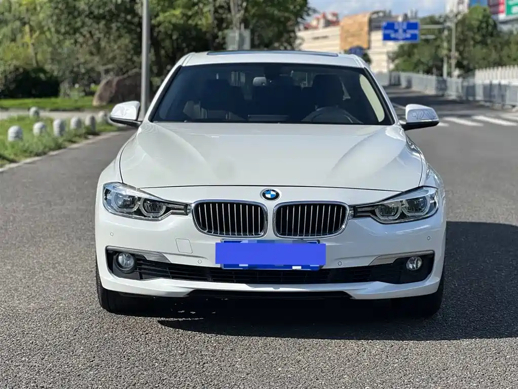 BMW 3 Series 2019 — фото 2