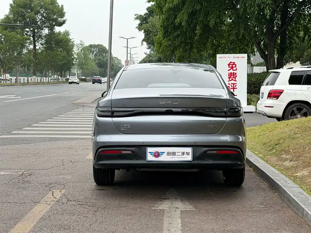 BYD Seal 05 DM-i 2025 — фото 5