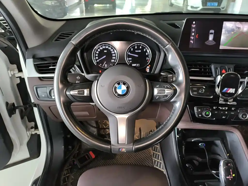 BMW X1 2020 — фото 11