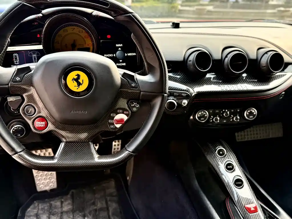 Ferrari F12berlinetta 2015 — фото 15