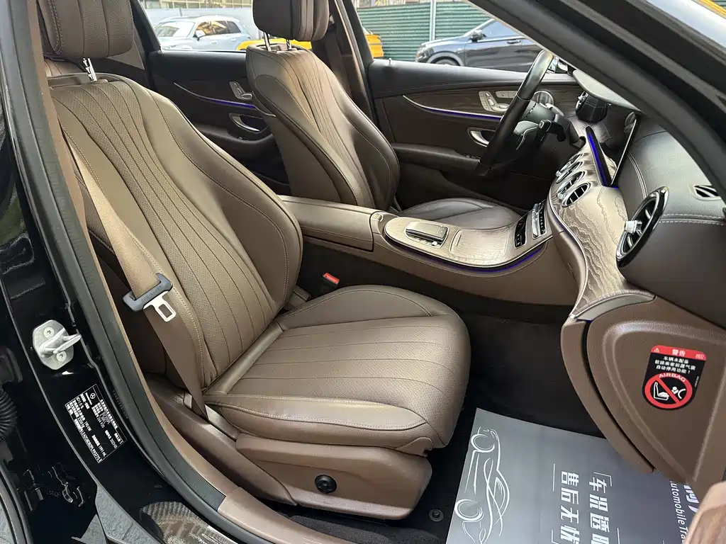 Mercedes-Benz E-Class 2023 — фото 26