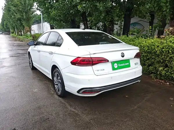 Volkswagen Bora 2023