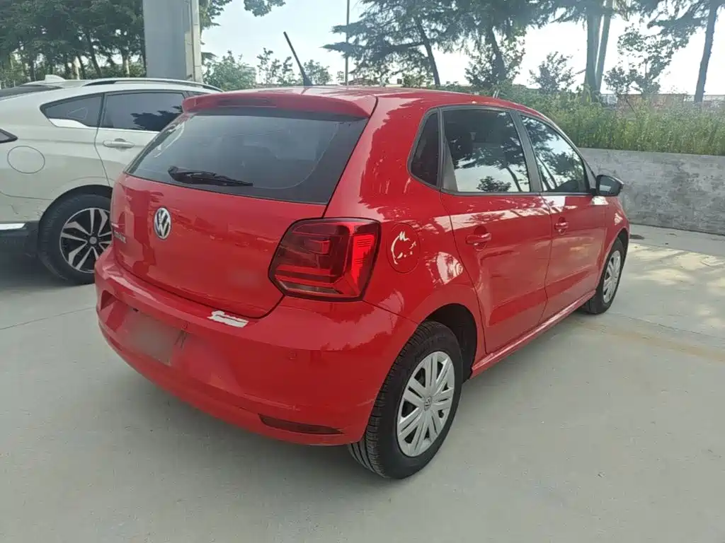 Volkswagen Polo 2015