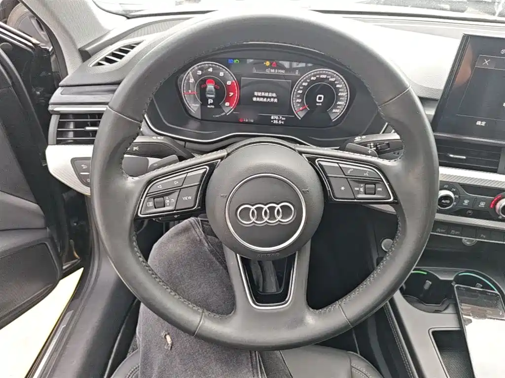 Audi A4L 2021 — фото 11