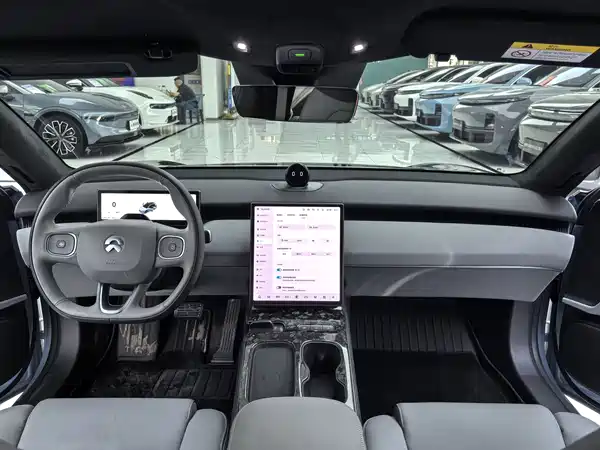 NIO ET5T 2025