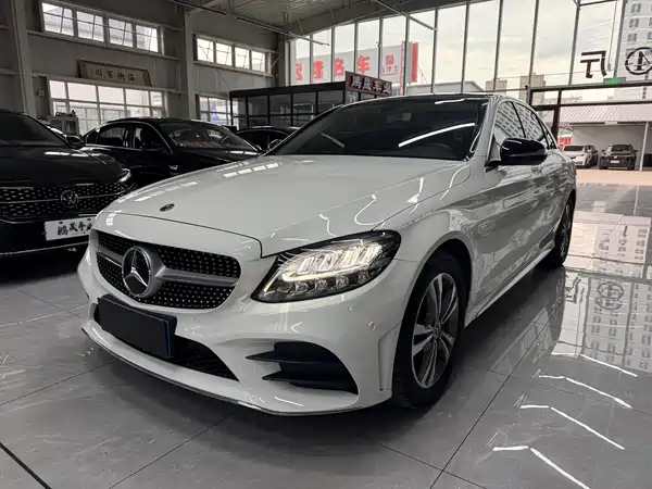 Mercedes-Benz C-Class 2020