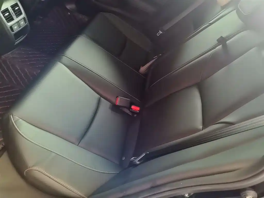 Honda Accord 2023 — фото 17