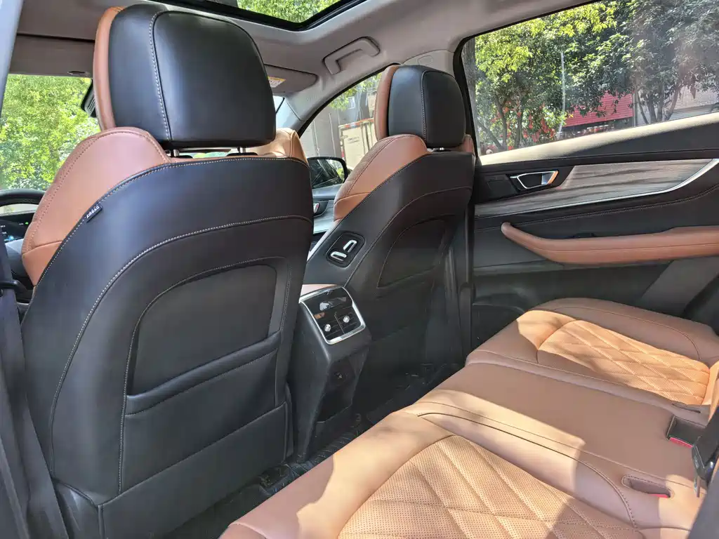 Chery Tiggo 8 PLUS 2022 — фото 6