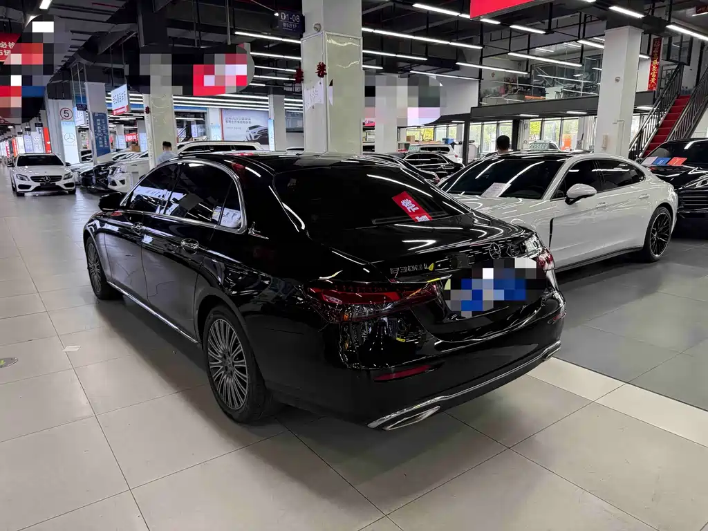 Mercedes-Benz E-Class 2023