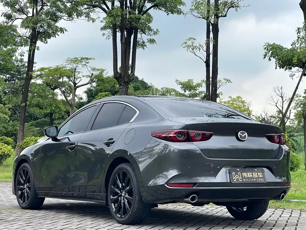 Mazda 3 Axela 2026