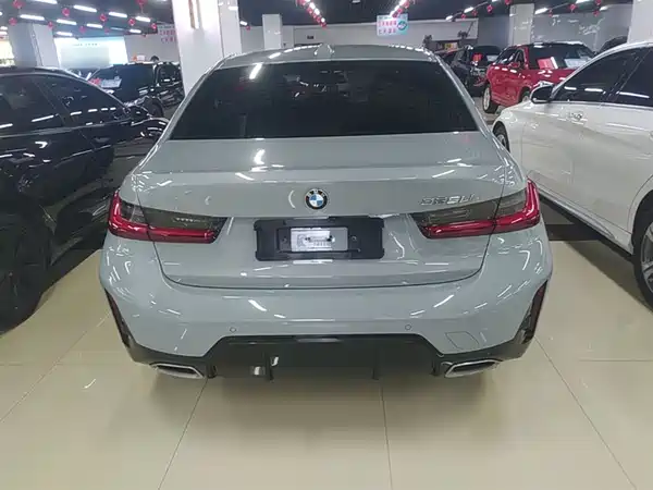 BMW 3 Series 2025