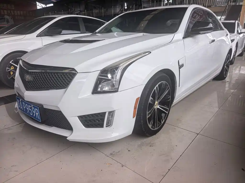 Cadillac ATS-L 2018 — фото 1