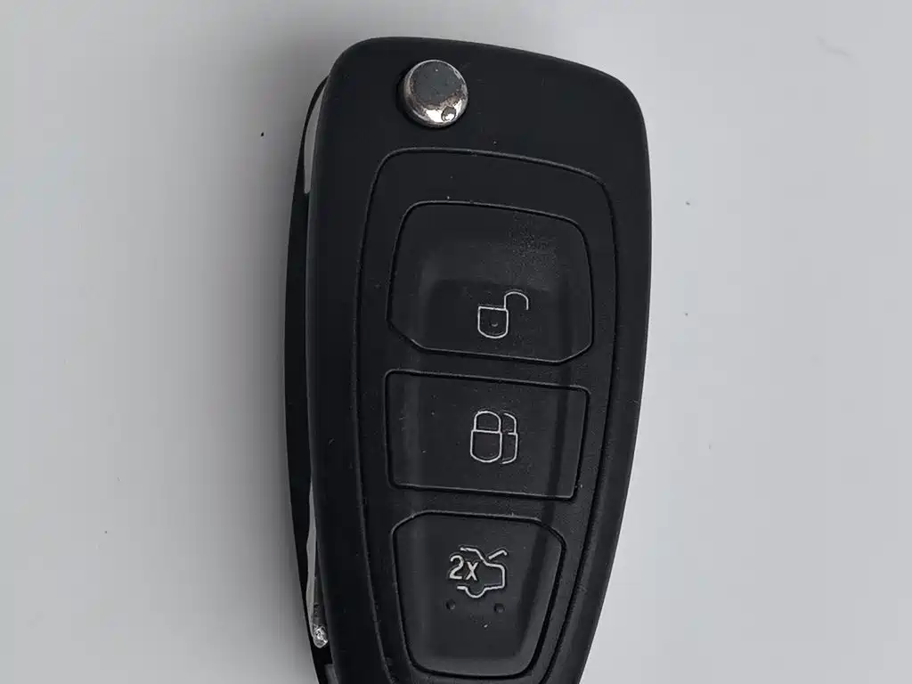 Ford Focus 2015 — фото 19