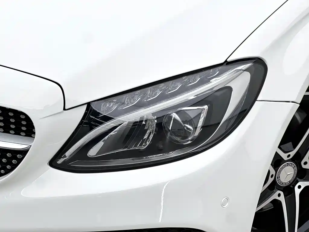 Mercedes-Benz C-Class 2017 — фото 12