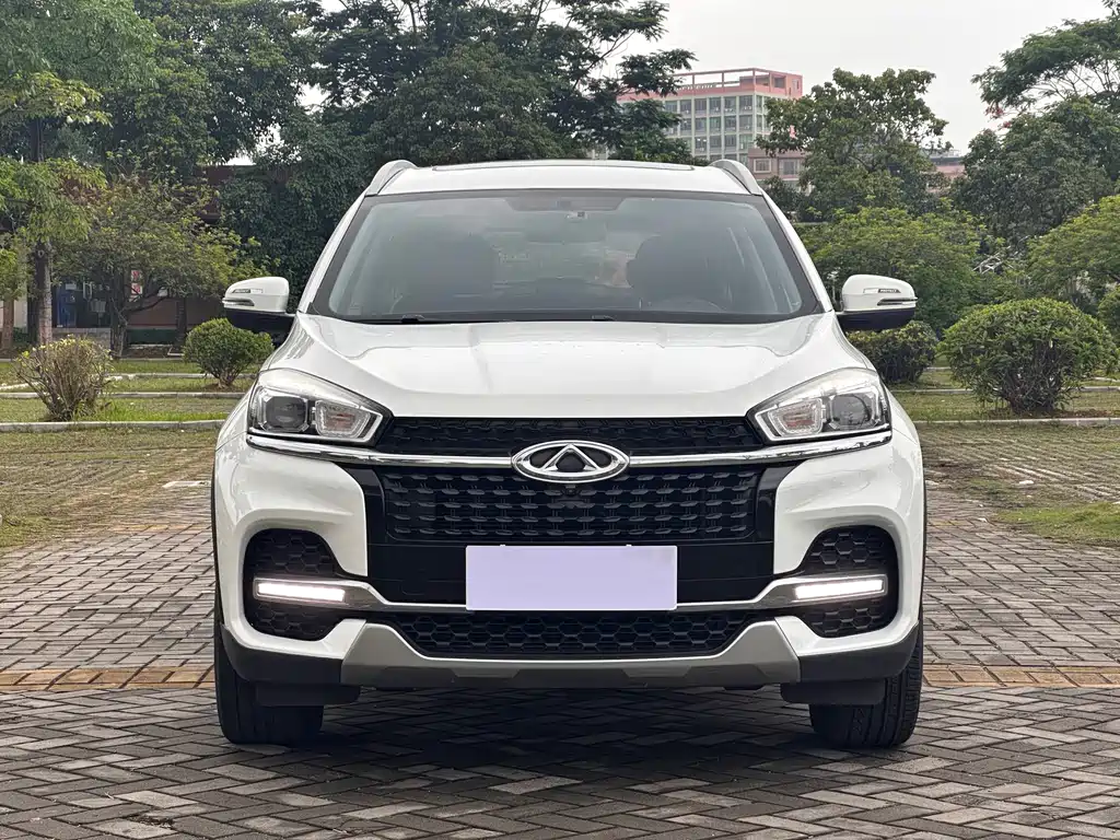 Chery Tiggo 8 2018 — фото 2