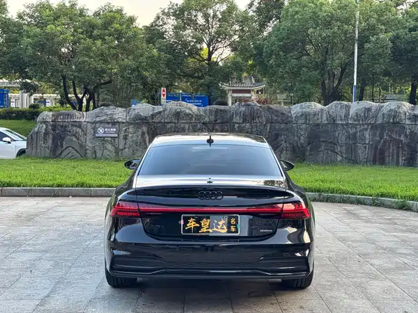 Audi A7L 2023