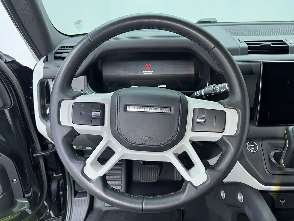 Land Rover Defender 2023 — фото 21