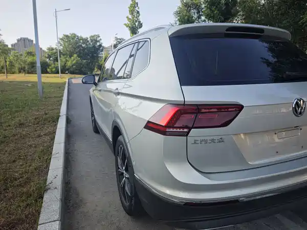 Volkswagen Tiguan L 2018