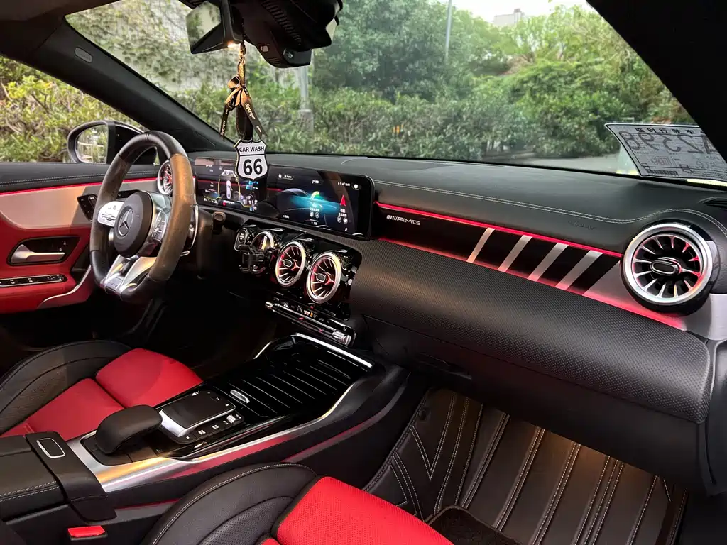 Mercedes-Benz GLA AMG 2022 — фото 11