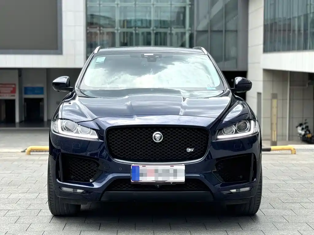 Jaguar F-PACE 2017