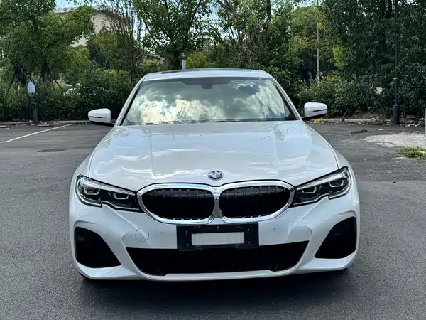 BMW 3 Series 2022