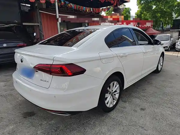 Volkswagen Bora 2021