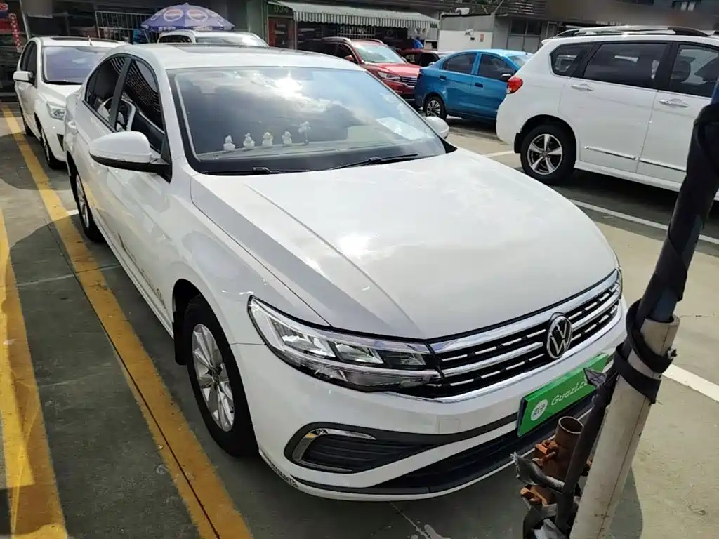 Volkswagen Bora 2023