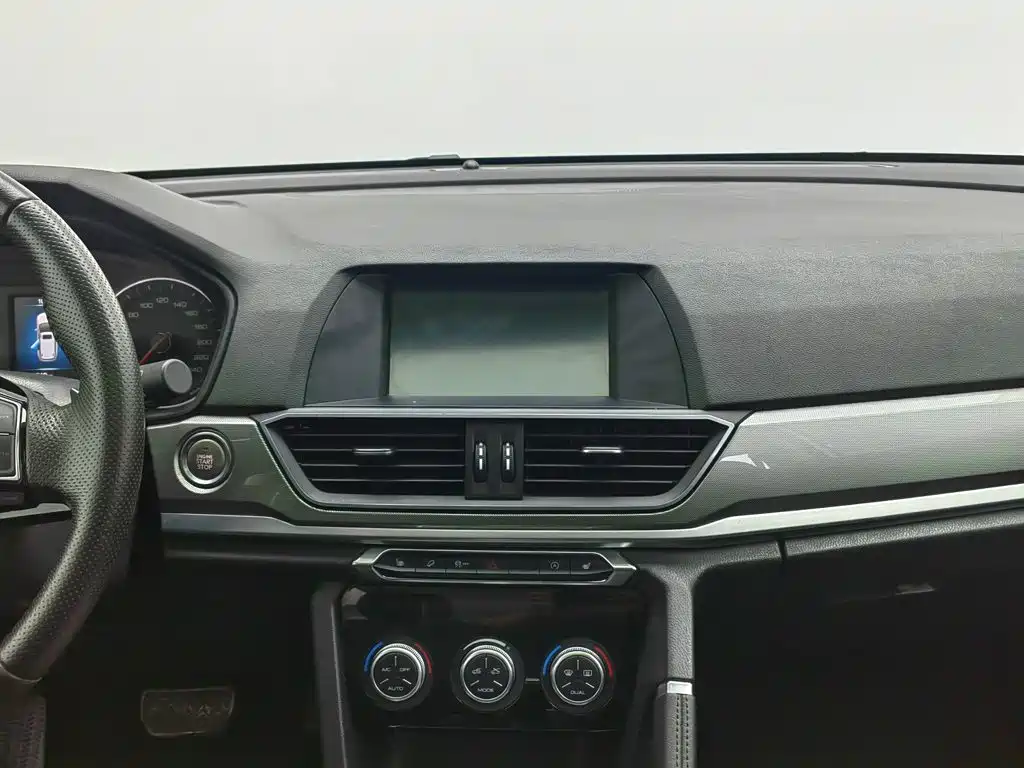 Haval H6 2018 — фото 12