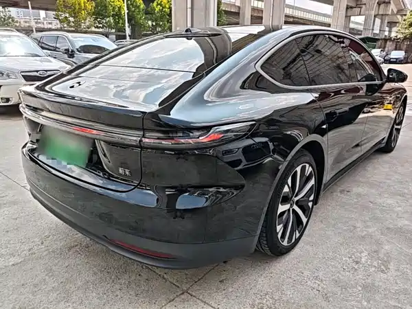 NIO ET7 2024
