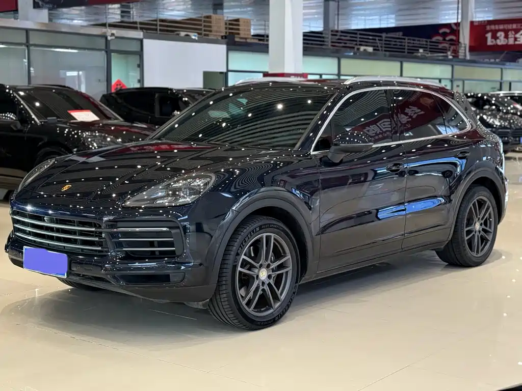 Porsche Cayenne 2022