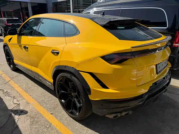 Lamborghini Urus 2022
