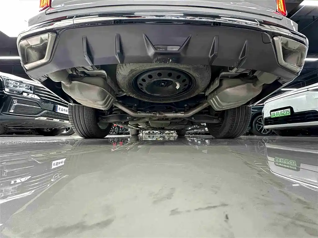 GAC Motor Trumpchi GS8 2022 — фото 41
